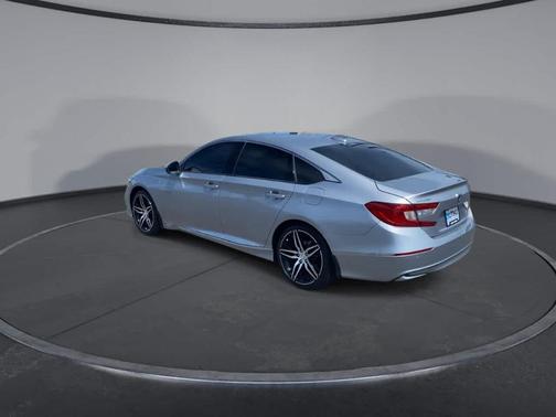 2022 Honda Accord Hybrid Touring