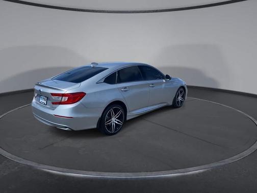 2022 Honda Accord Hybrid Touring