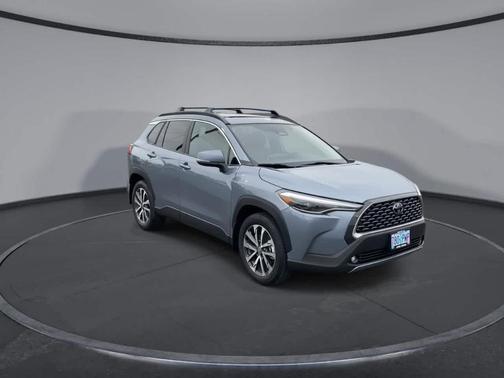 2024 Toyota Corolla Cross XLE
