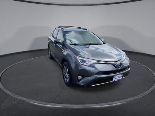2018 Toyota RAV4 Hybrid XLE