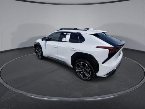 2025 Toyota bZ4X Limited