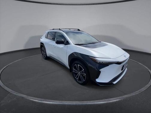 2025 Toyota bZ4X Limited