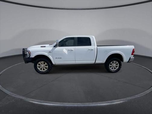 2020 RAM 2500 Laramie Crew Cab 4X4 6'4' Box