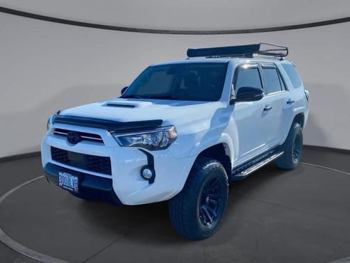 2020 Toyota 4Runner Venture