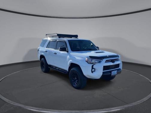 2020 Toyota 4Runner Venture