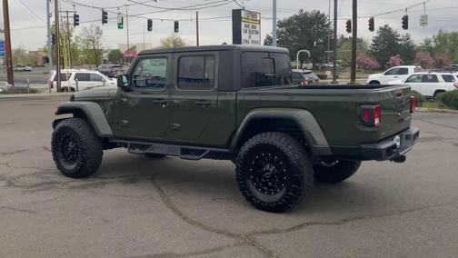 Sarge Green Clearcoat 2023 Jeep Gladiator Sport