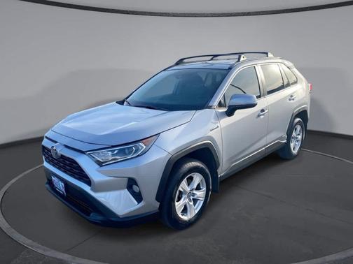 2020 Toyota RAV4 Hybrid XLE