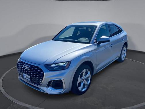 2022 Audi Q5 45 S line Premium Plus
