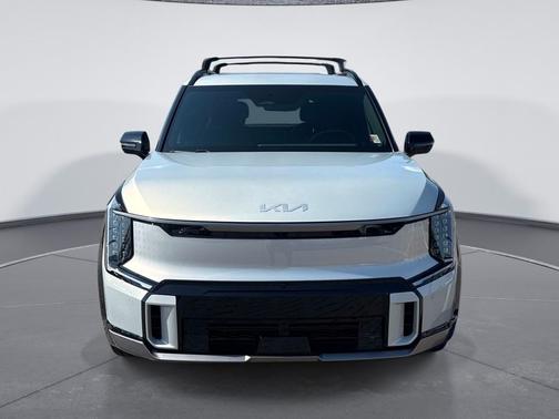 Ivory 2024 Kia EV9 GT-Line