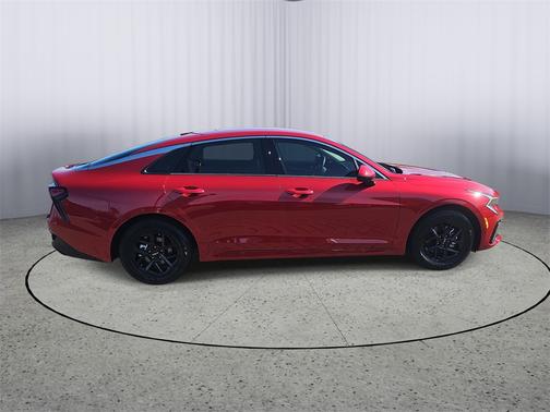 2025 Kia K5 LXS