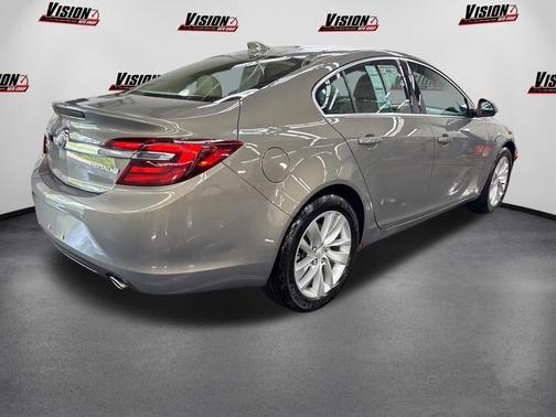 Pepperdust Metallic 2017 Buick Regal Turbo Premium II