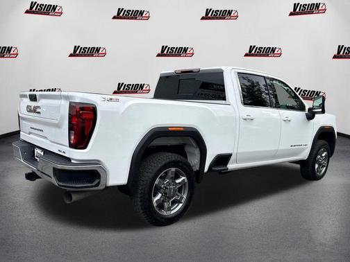 2025 GMC Sierra 2500 SLE