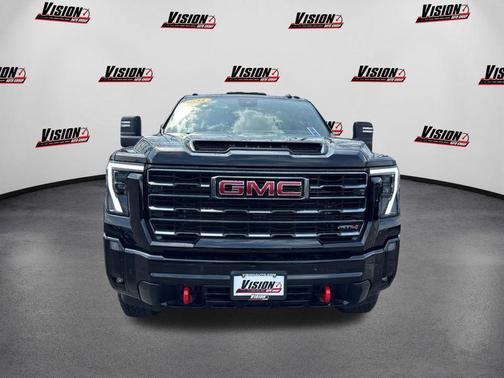 Onyx Black 2025 GMC Sierra 2500 AT4