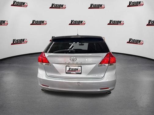 Classic Silver Metallic 2012 Toyota Venza Limited