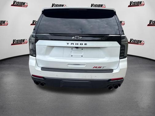 Iridescent Pearl Tricoat 2025 Chevrolet Tahoe 4WD RST