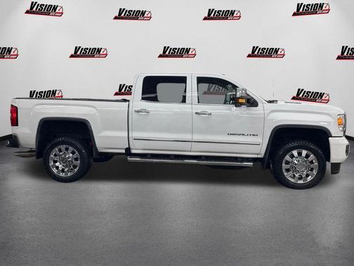 2017 GMC Sierra 2500 Denali