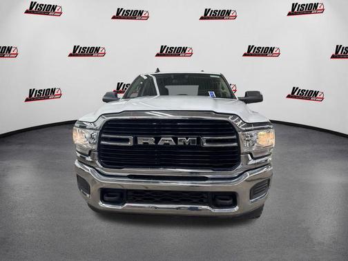 2019 RAM 2500 Big Horn Crew Cab 4x4 6'4' Box