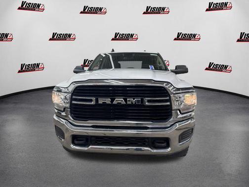 2019 RAM 2500 Big Horn Crew Cab 4x4 6'4' Box