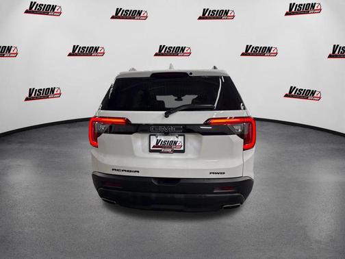 2023 GMC Acadia AWD SLT