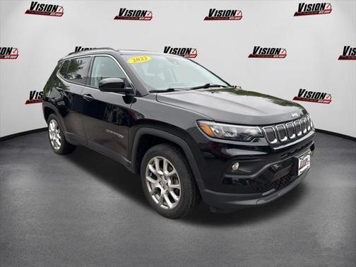 2022 Jeep Compass Latitude Lux