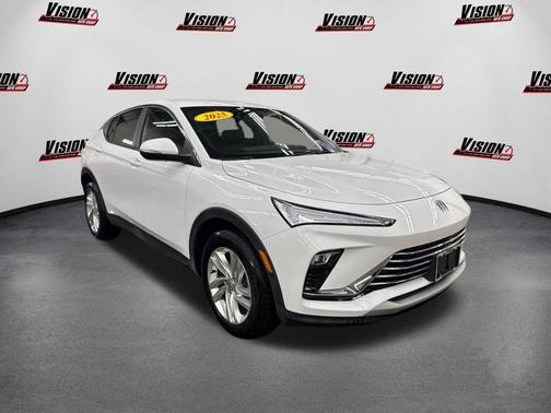 Summit White 2025 Buick Envista Preferred FWD