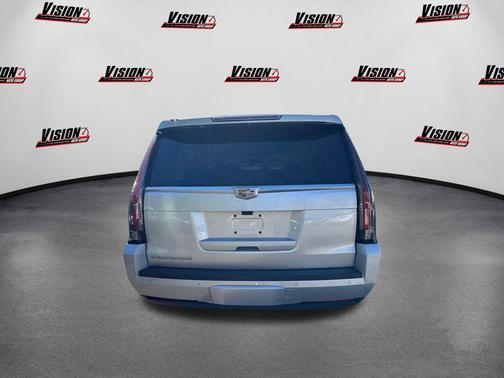 2017 Cadillac Escalade ESV Luxury