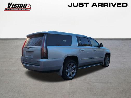 2017 Cadillac Escalade ESV Luxury