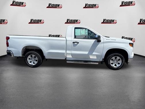 Summit White 2022 Chevrolet Silverado 1500 WT
