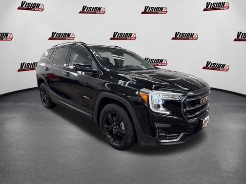 2024 GMC Terrain AWD AT4