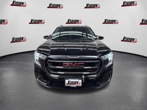 2024 GMC Terrain AWD AT4