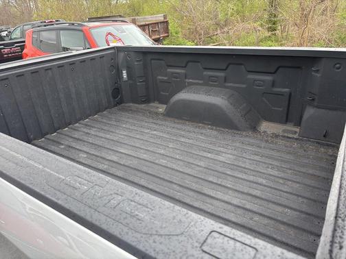 Quicksilver Metallic 2021 GMC Sierra 1500 SLE