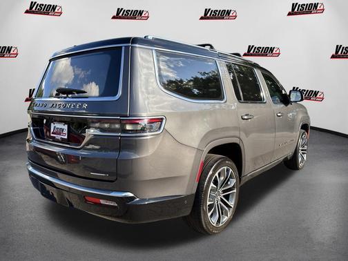 Baltic Gray Metallic Clearcoat 2022 Jeep Grand Wagoneer Series III 4x4