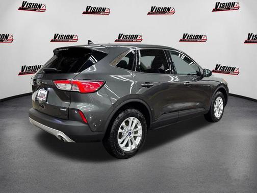 Magnetic Metallic 2020 Ford Escape SE