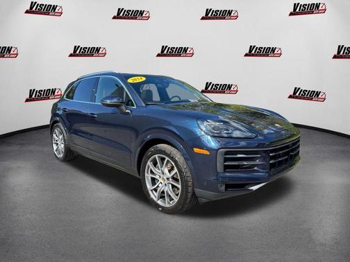 2024 Porsche Cayenne Base