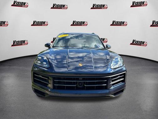 2024 Porsche Cayenne Base