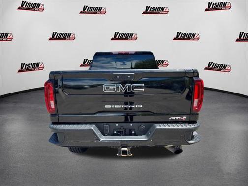 2022 GMC Sierra 2500 AT4