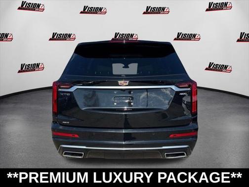 2022 Cadillac XT6 Premium Luxury AWD