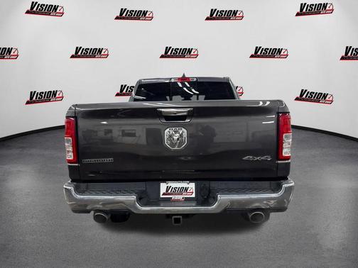 Granite Crystal Metallic Clearcoat 2019 RAM 1500 Big Horn