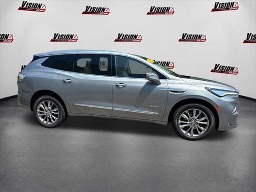 2023 Buick Enclave Avenir AWD