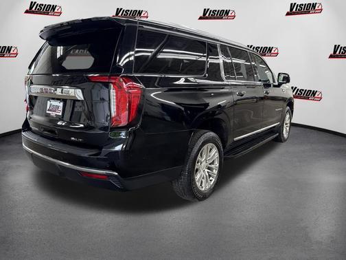 Onyx Black 2022 GMC Yukon XL SLT