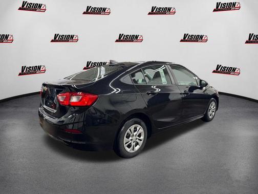 2019 Chevrolet Cruze LS
