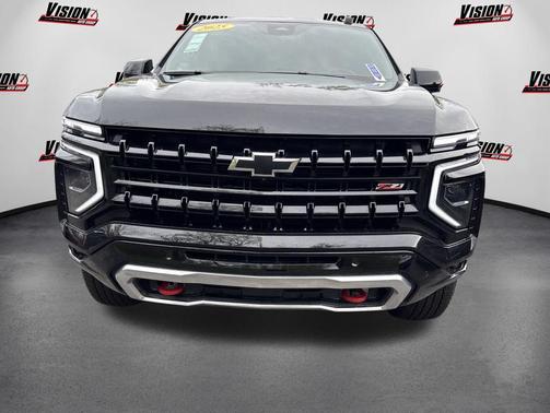 Black 2025 Chevrolet Suburban Z71