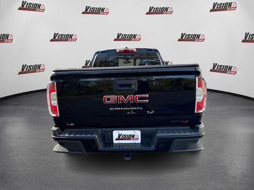 2022 GMC Canyon AT4