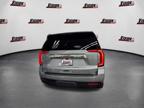 2024 GMC Yukon XL SLE