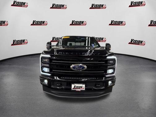 2025 Ford F-350 Platinum