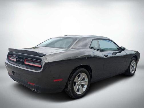 Granite Crystal Clearcoat Metallic 2023 Dodge Challenger SXT