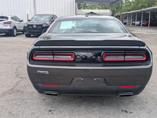 Granite Crystal Clearcoat Metallic 2023 Dodge Challenger SXT