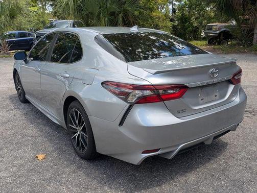 Celestial Silver Metallic 2023 Toyota Camry SE