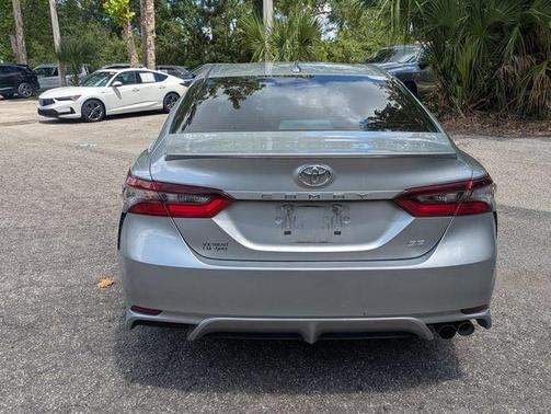 Celestial Silver Metallic 2023 Toyota Camry SE