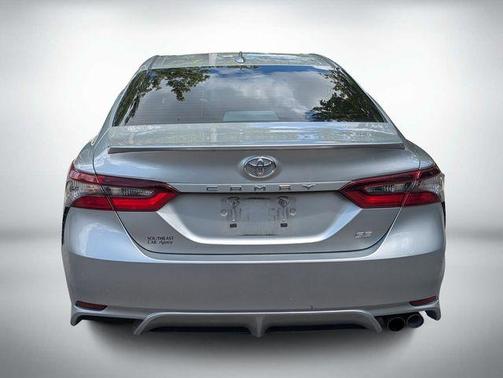 Celestial Silver Metallic 2023 Toyota Camry SE